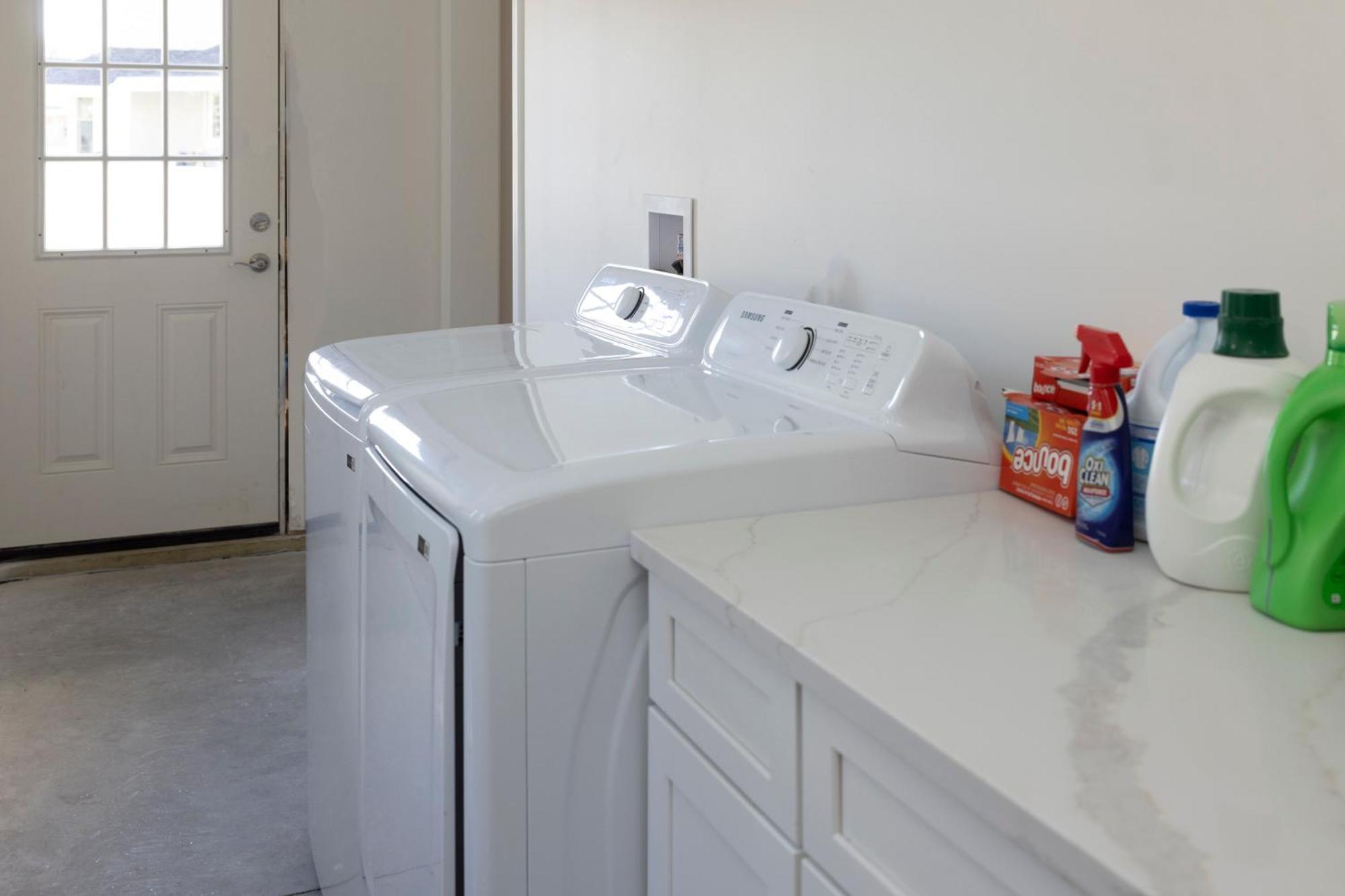 Bright 4Br Beach House, Pine Point Perfection Scarborough Extérieur photo
