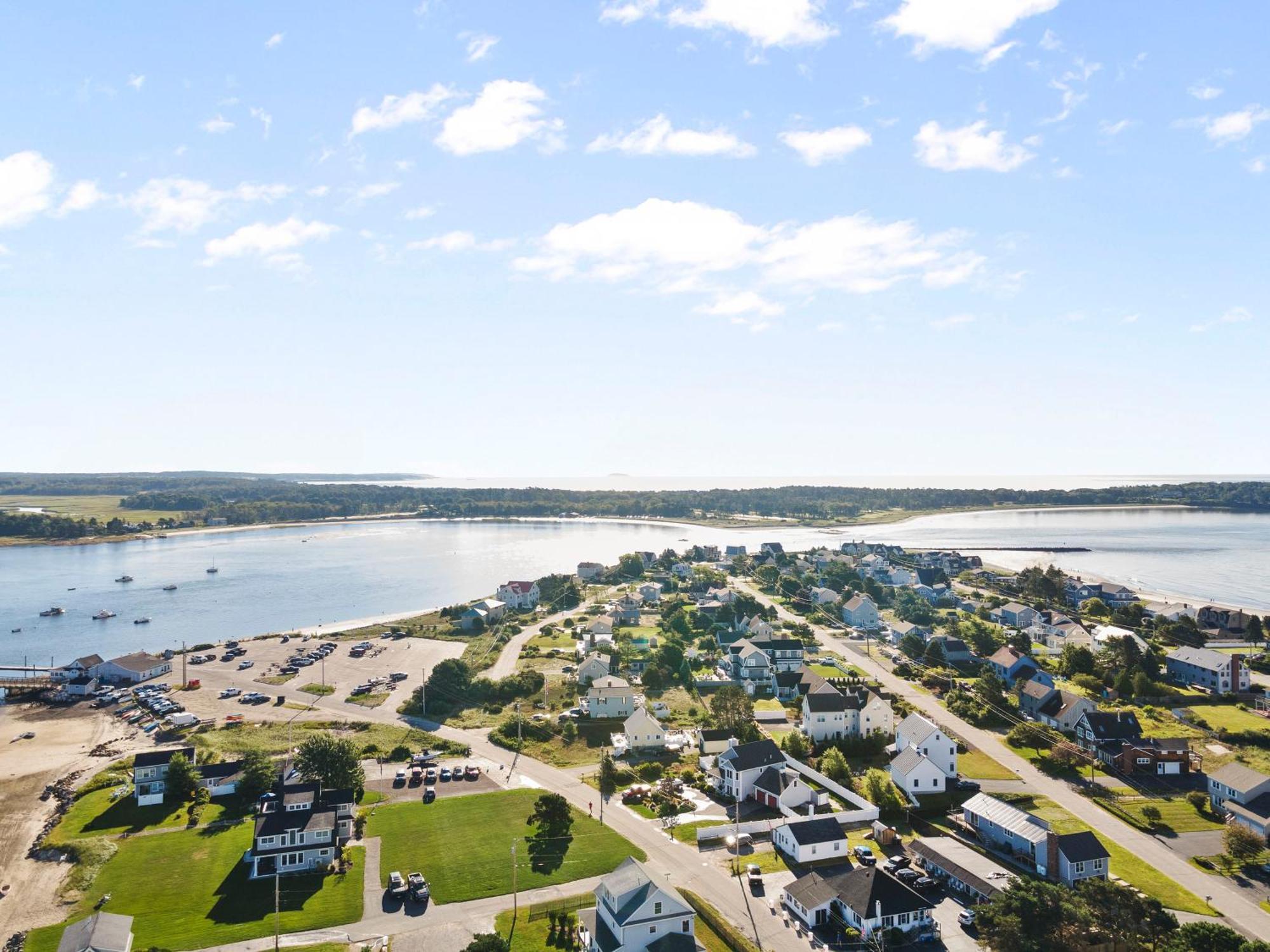 Bright 4Br Beach House, Pine Point Perfection Scarborough Extérieur photo